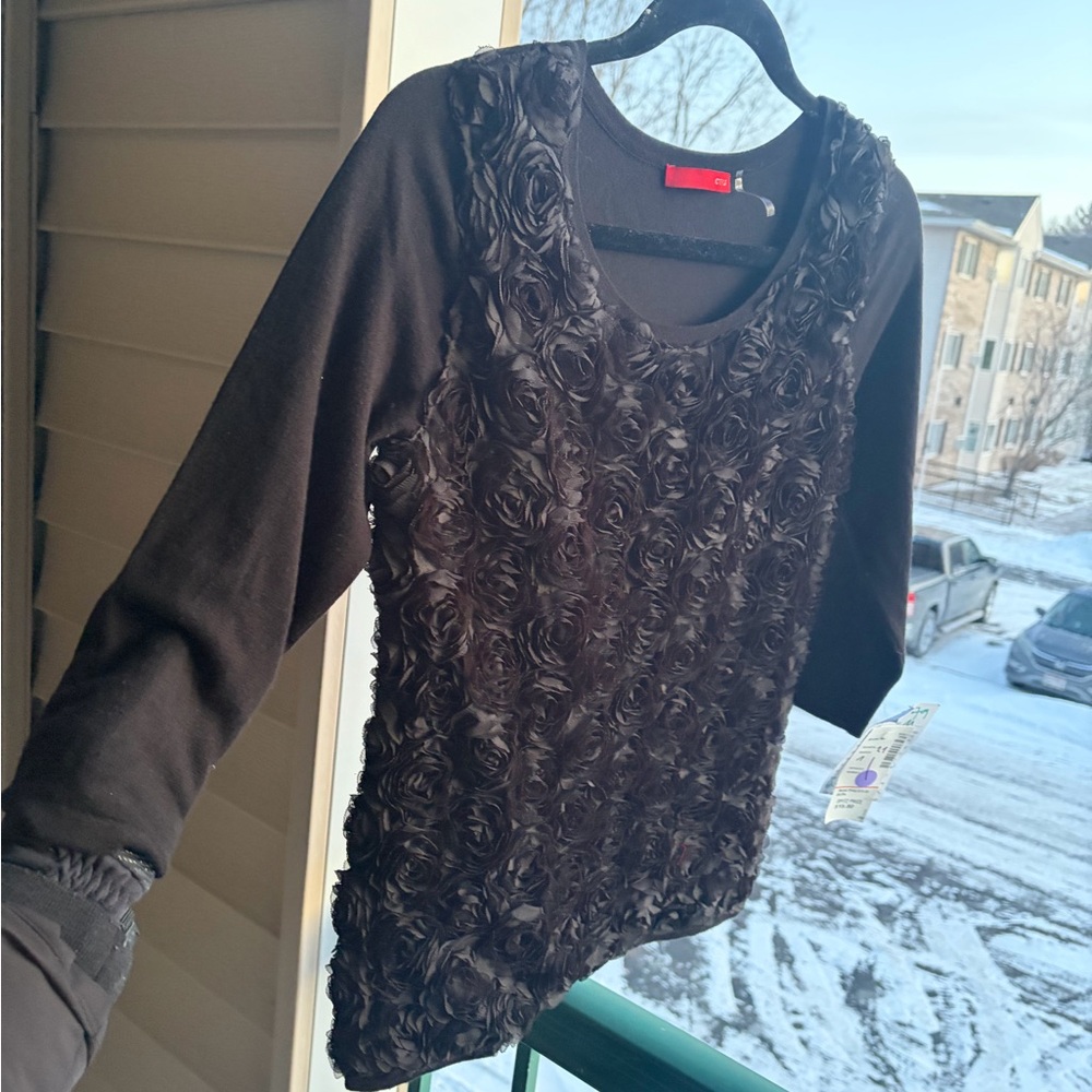 🆕 Cyrus Black 3D Rosette Floral Textured Top 3/4 Sleeve Scoop Neck Medium Office - Picture 7 of 14